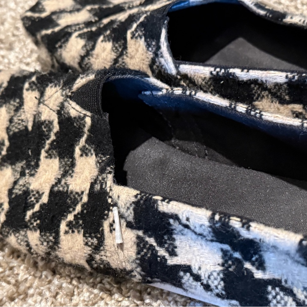 TOMS Women's Houndstooth Flats in Black and Cream - Picture 2 of 3